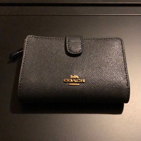 Coach Handbags - Women’s Coach wallet